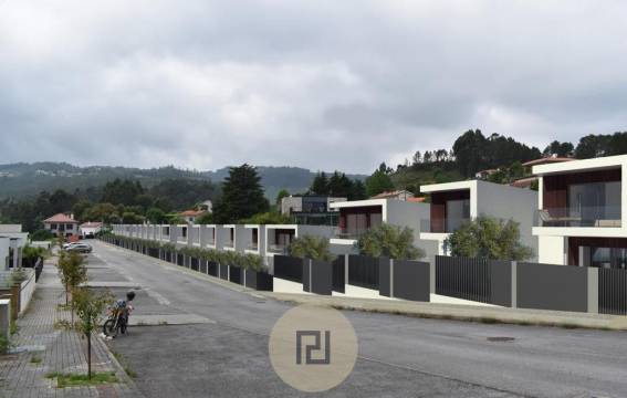 MORADIA - T3+1 (Celorico de Basto)