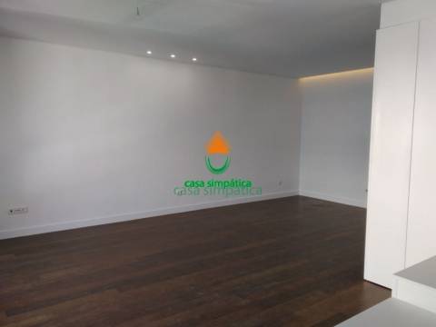 T4 totalmente reconstruído à Boavista
