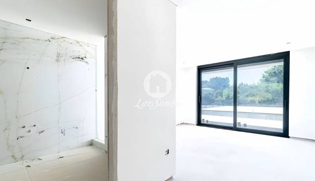 Moradias individual T4 em construção em Gondifelos, Famalicão