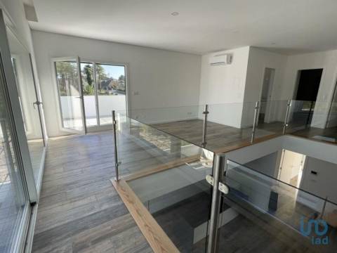 House in Sesimbra