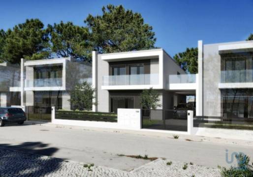 House in Sesimbra