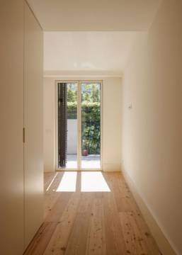 4-Bedroom Apartment in the Heart of Porto's Downtown