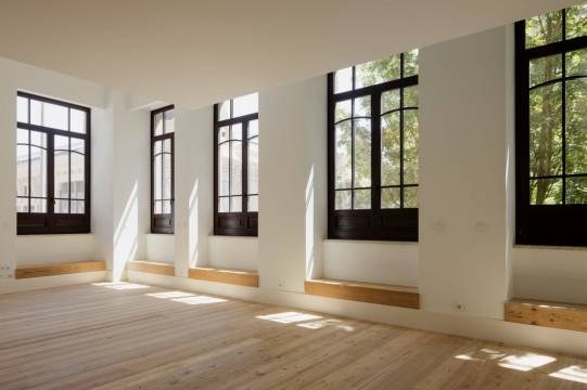 4-Bedroom Apartment in the Heart of Porto's Downtown