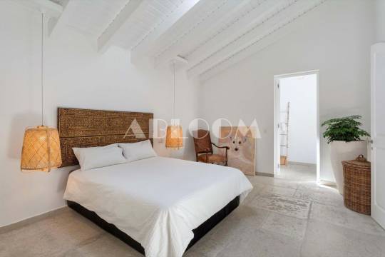 House in Faro