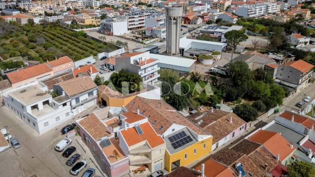 House in Faro