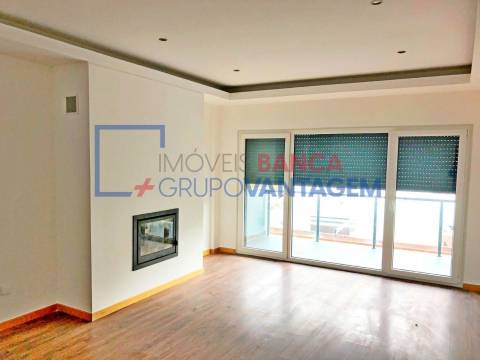 T3 duplex em Sapataria - Sobral Monte Agraço