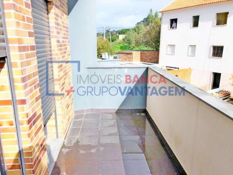T3 duplex em Sapataria - Sobral Monte Agraço