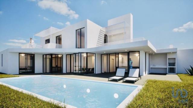 House in Sesimbra