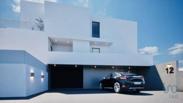 House in Sesimbra