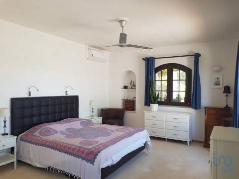 House in Faro