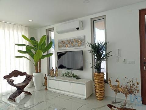 House in Caldas da Rainha