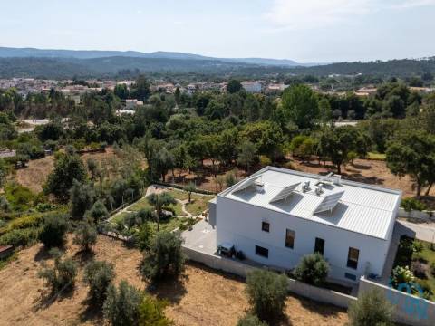 House in Arganil