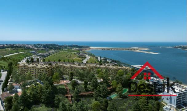 Apartamento T3 inserido no empreendimento Marina Douro