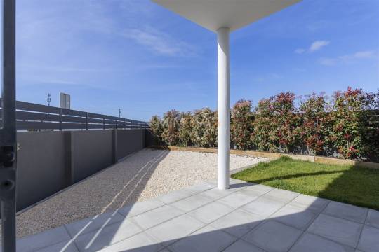 Nova Moradia Geminada T3 - Odiáxere, Lagos