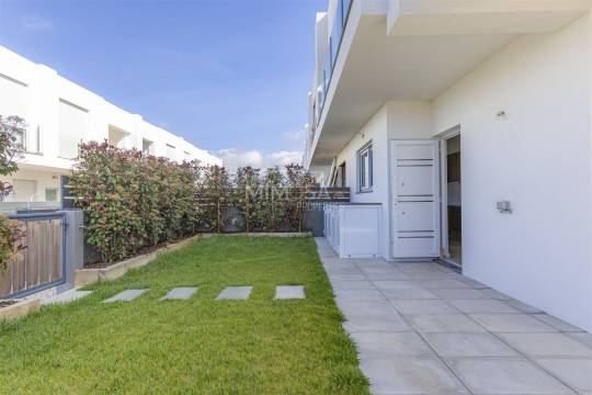 Nova Moradia Geminada T3 - Odiáxere, Lagos