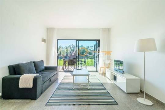 Apartamento T2 moderno e luxuoso perto do Autódromo de Portimão com vistas deslumbrantes