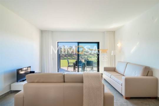 Apartamento moderno T3 com vistas deslumbrantes perto do Autódromo de Portimão