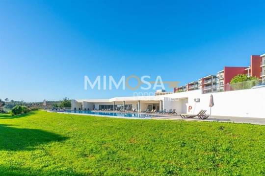 Apartamento moderno T3 com vistas deslumbrantes perto do Autódromo de Portimão