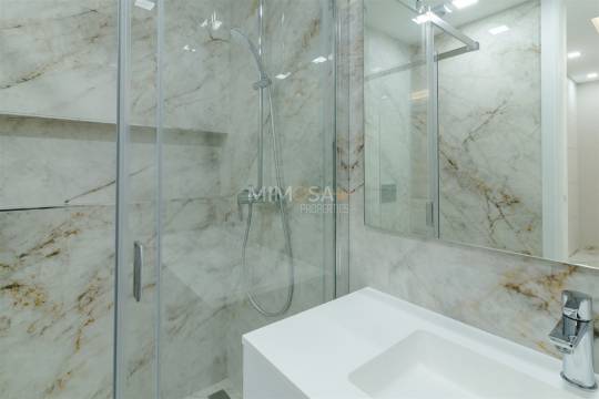 Apartamento T2 com piscina em fase de construção, em Lagos