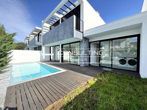 Moradia T3+1 Venda em Porto Salvo,Oeiras