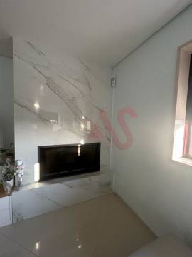 Moradia T4 no centro de Lousada