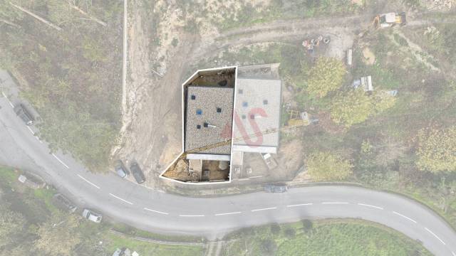 Moradia T3 Geminada em Armil, Fafe