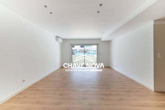 Apartamento T3 novo, Tavira