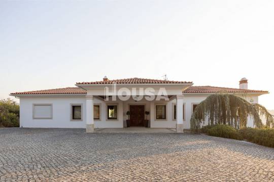House in Porto de Mós