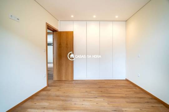 Andar moradia totalmente renovado | Lavra