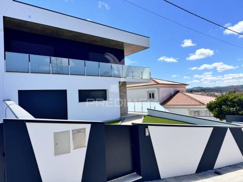 House in Ourém
