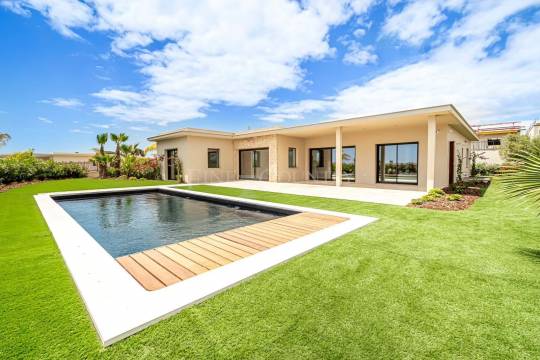House in Faro