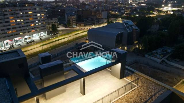 Newly Furnished Studio Apartment with River Views in Santa Marinha (VL8)