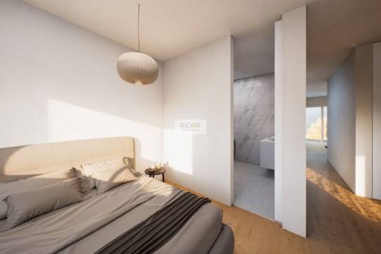 Andar moradia T3 Dúplex de 3 frentes em Perafita