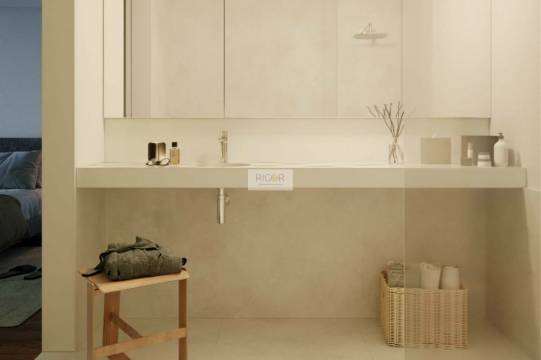 Apartamento T2 com varanda em construção em Arcozelo.