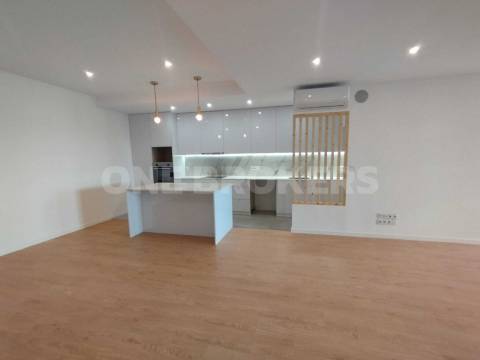 Apartment in Amadora