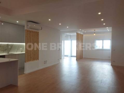 Apartment in Amadora