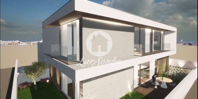 Moradia M3+1 NOVA de luxo com G.F. a 300m da praia de Arvore, Vila do Conde