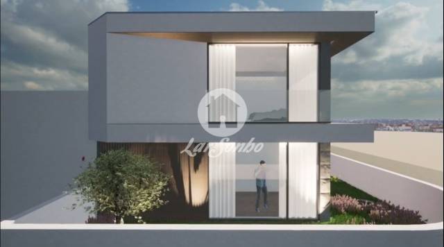 Moradia M3+1 NOVA de luxo com G.F. a 300m da praia de Arvore, Vila do Conde