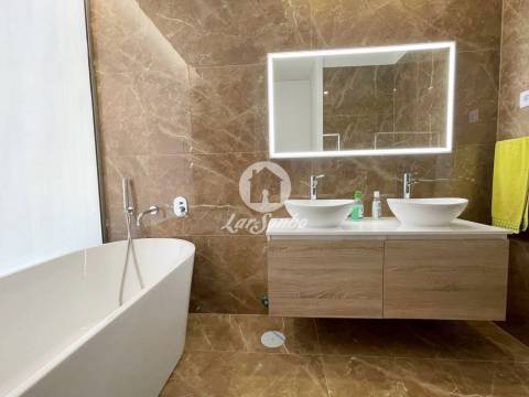 Moradia T3 NOVA em condomínio com piscina em Joane - Vila Nova de Famalicão