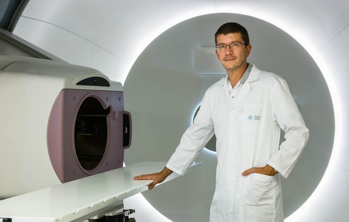 Dr Jiří Kubeš at Proton Therapy Center Prague discussing radiotherapy immune system research.