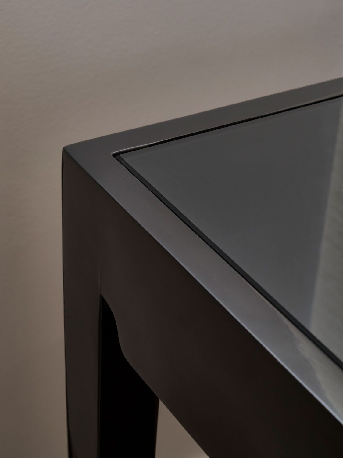 Sommer Console Detail