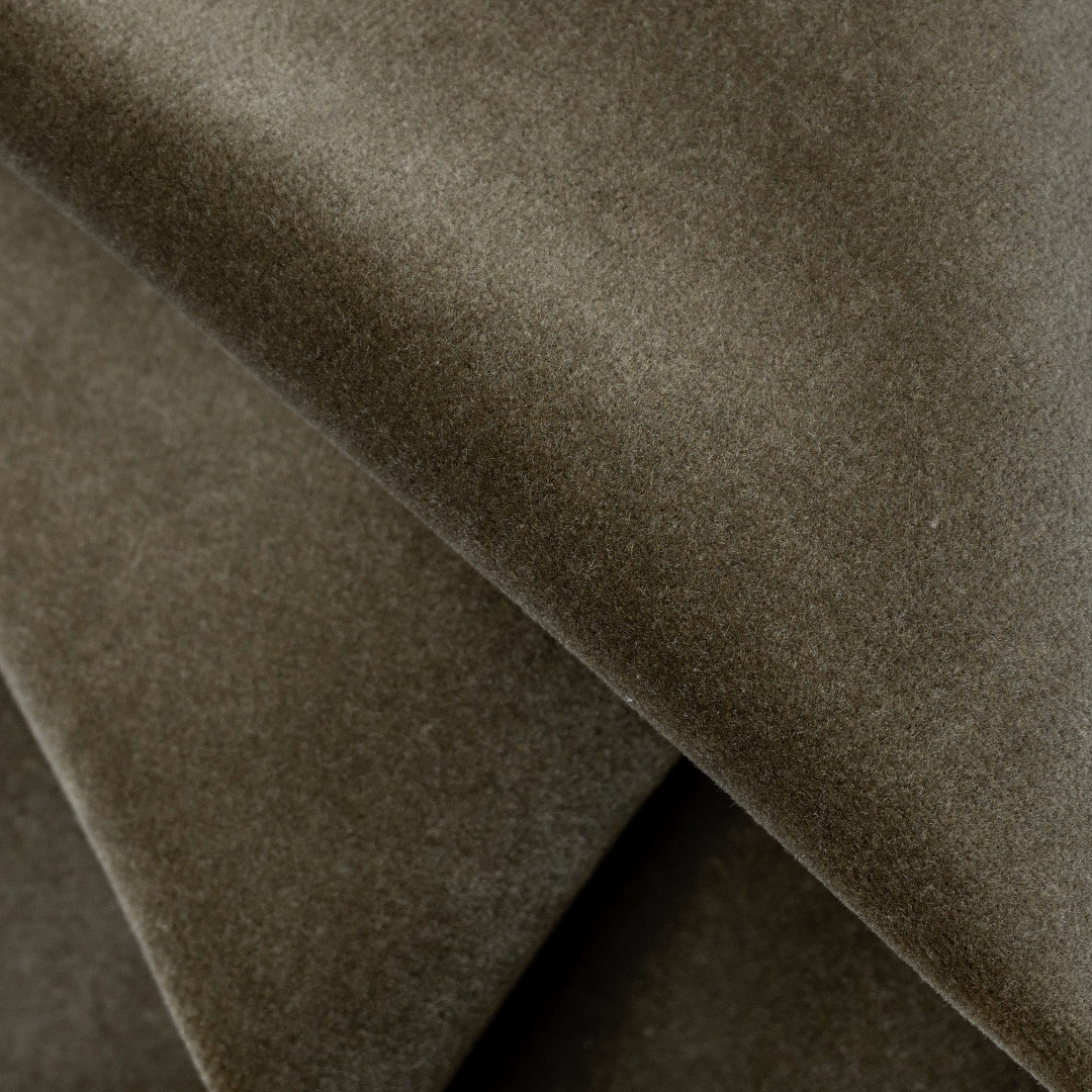 Square close up 2024 08 12 135141 ixsc