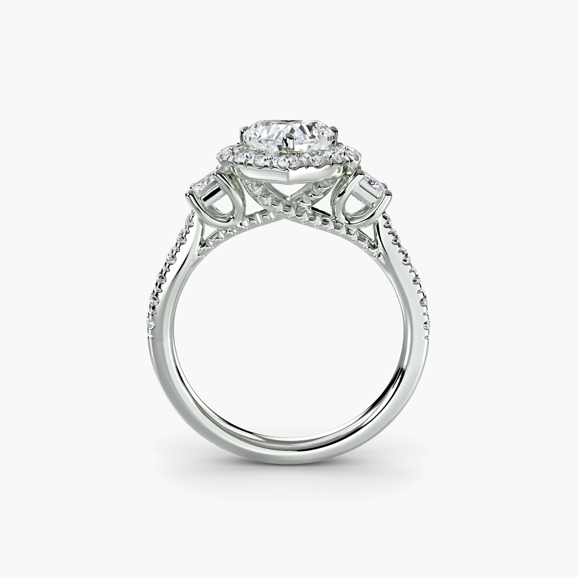 Three-Stone Ring with Halo 2 — görsel 3