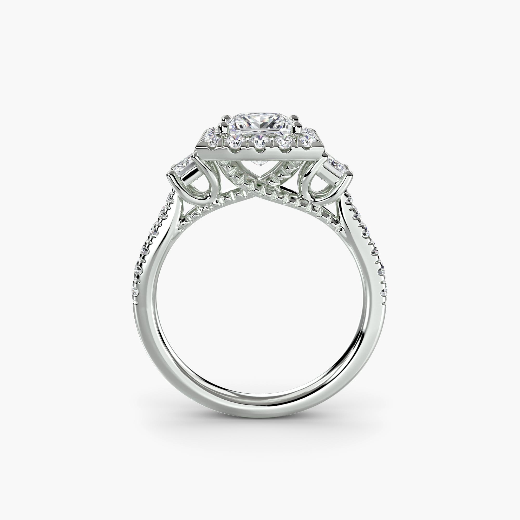 Three-Stone Ring with Halo 2 — görsel 3