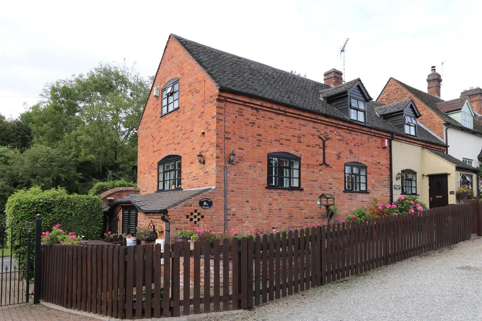 APRIL'S HOT PROPERTIES FOR SALE IN DERBYSHIRE, LEICESTERSHIRE AND