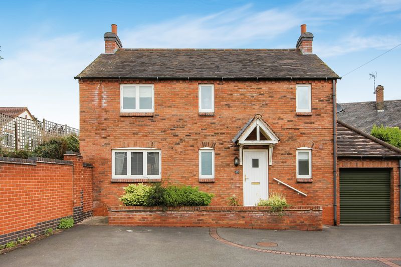 NOVEMBER'S HOT PROPERTIES TO LET IN DERBYSHIRE, LEICESTERSHIRE AND