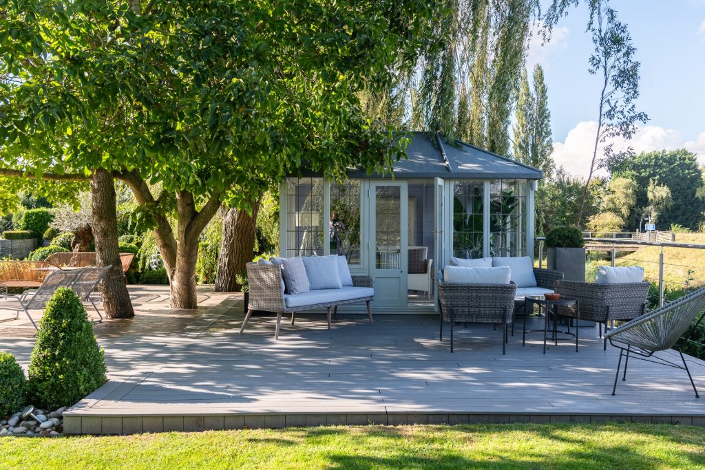 Gorgeous gardens for film and photography shoots UK Locations