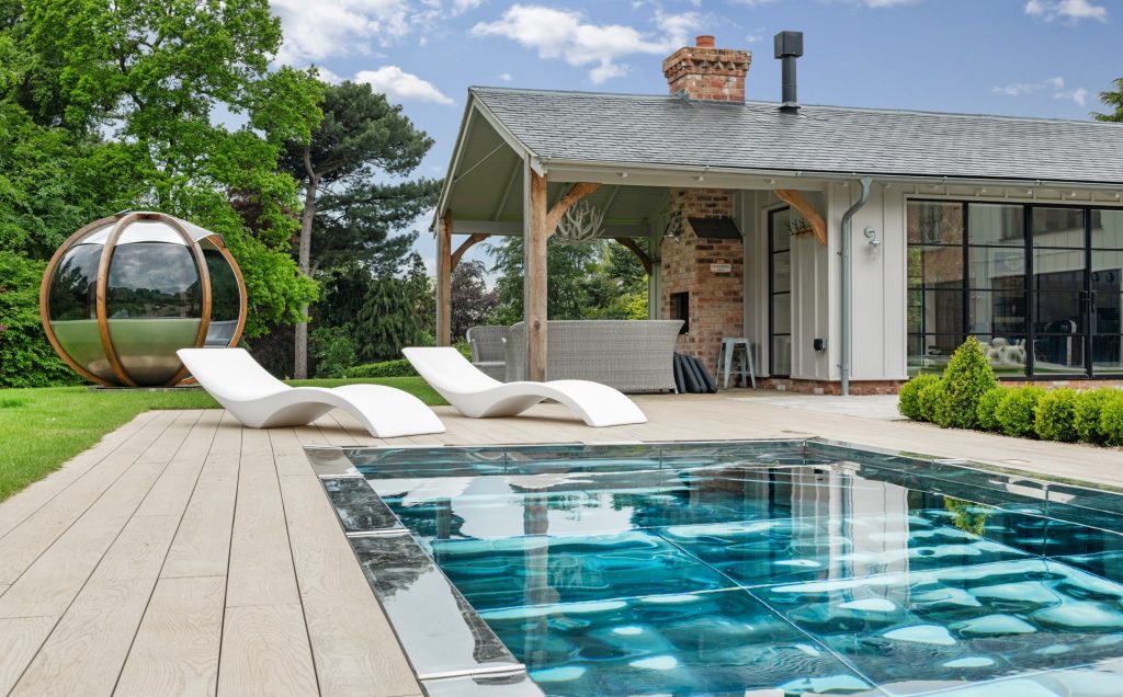 Gorgeous gardens for film and photography shoots UK Locations