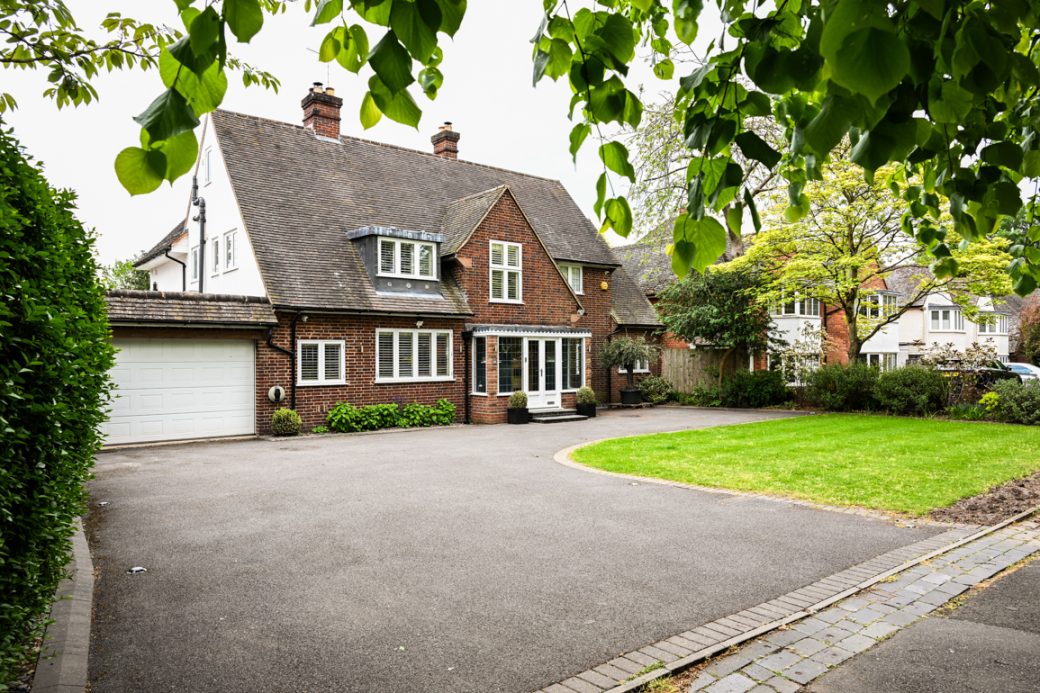 Large Residential Garden in West Midlands