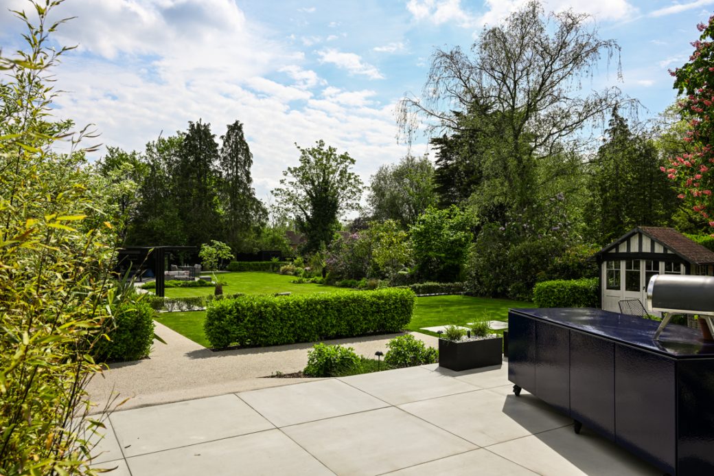 Large Residential Garden in West Midlands